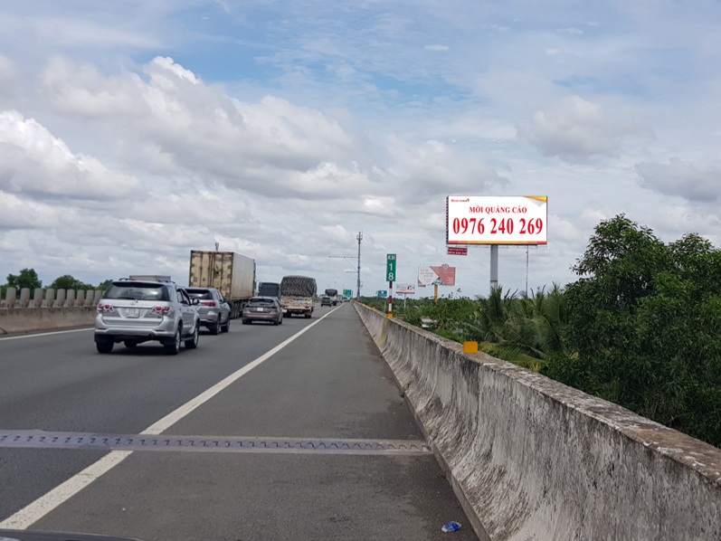 Vị trí km 18+100 cao tốc Hồ Chí Minh - Trung Lương