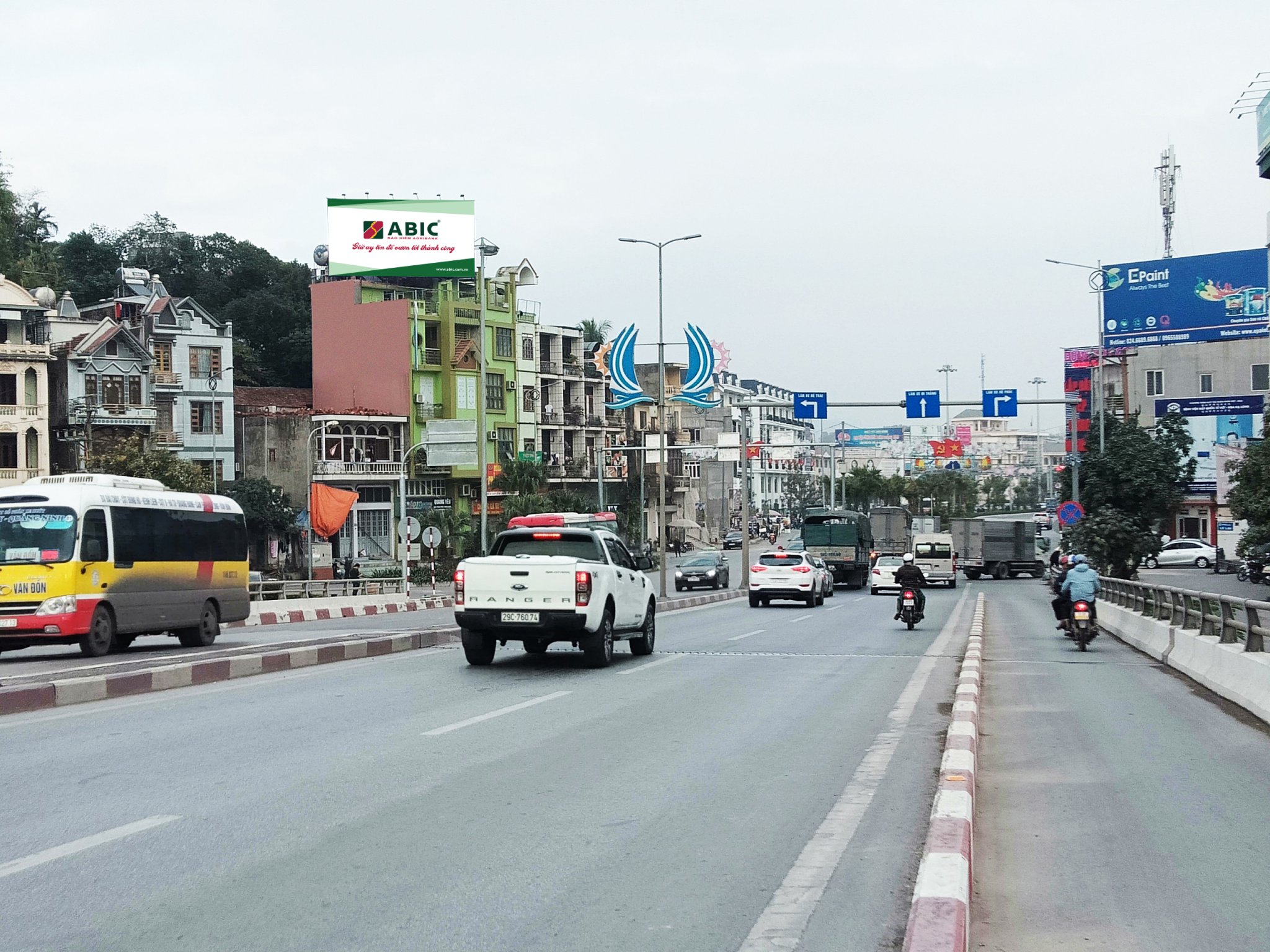 Pano, billboard tại tỉnh Quảng Ninh