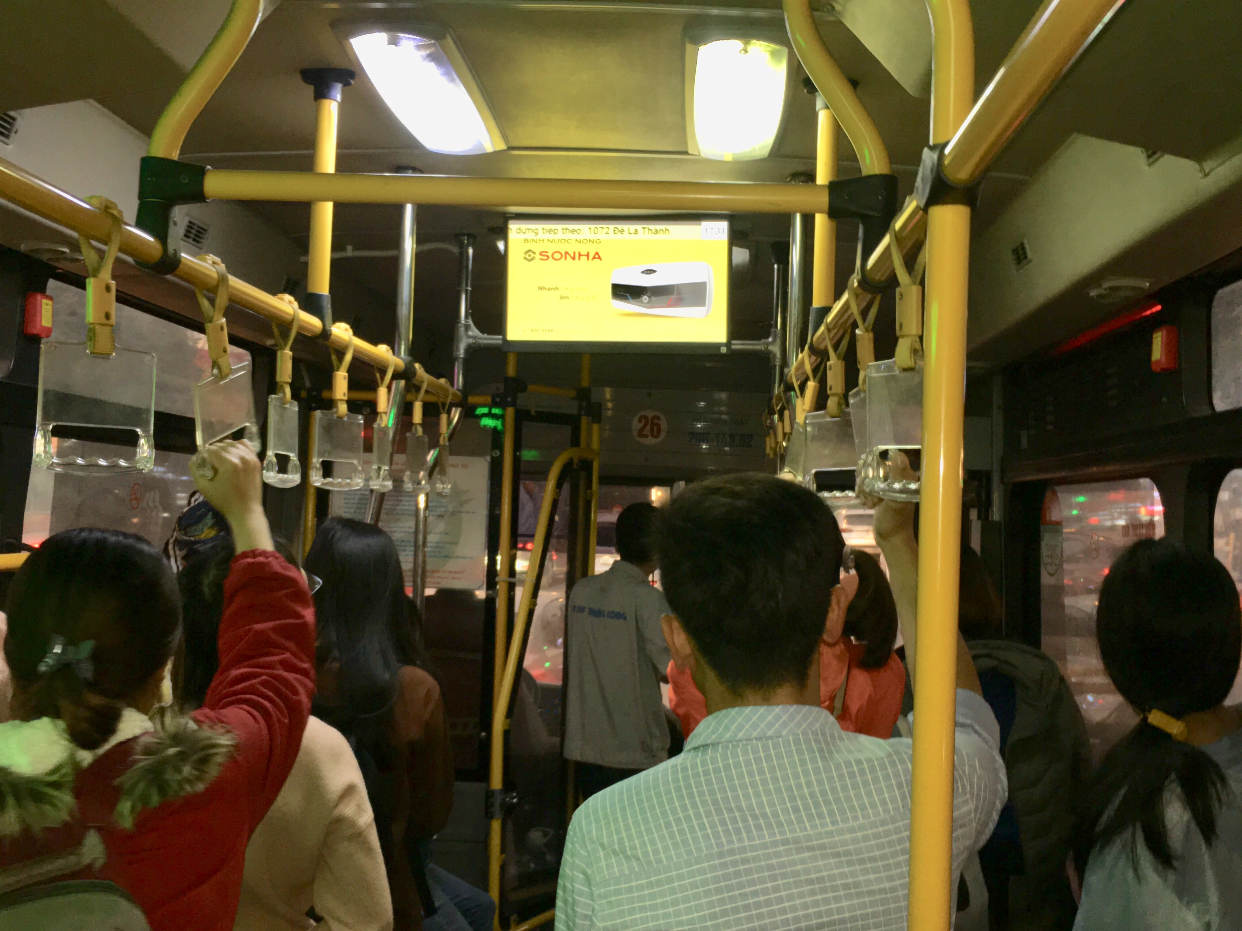 Quảng cáo màn hình led xe Bus Hà Nội